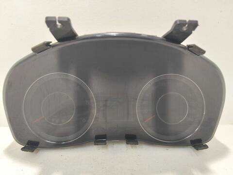 Cuadro de Instrumentos Hyundai i40 1.6 CRDI CAT 1598 CM3) 136CV