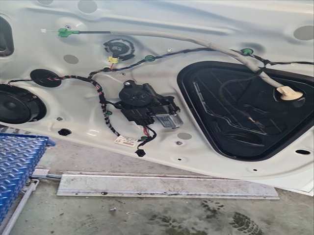 Elevalunas Eléctrico Delantero Derecho Seat Arona 1.0 TSI 116CV 85KW