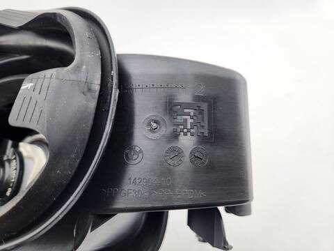 Foto 4ª: Tapa Exterior Combustible Bmw Serie 3 315 330D XDRIVE SPORT LINE 4P) BERLINA 265CV [B57D30A] (2022)