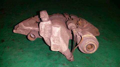 Foto 3ª: Pinza Freno Trasera Derecho Mercedes Clase V 200 2.2 16V CDI TD CAT 122CV 90KW [611980] (2002)