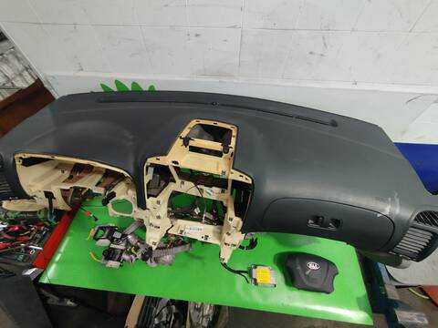 Foto 3ª: Kit Airbag Kia Carnival 2.9 CRDI CAT 185CV 136KW [J3] (2009)