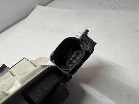 Foto 3ª: Cerradura Puerta Delantera Derecha Volkswagen Scirocco CBD (2010)