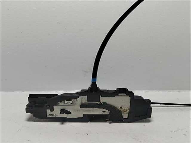 Foto 2ª: Cerradura Puerta Trasera Derecha Nissan Navara 2.5 DCI DIESEL CAT 171CV (2005)