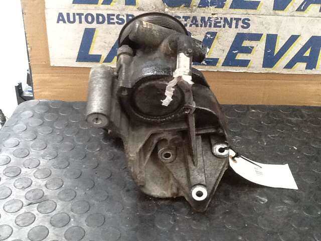 Foto 2ª: Bomba de Direccion Iveco Daily 2.3 HPT 2006 0CV [F1AE0481M]