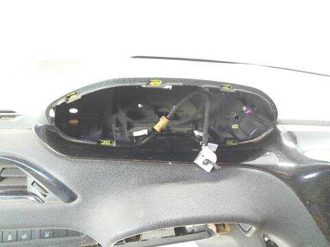 Foto 3ª: Salpicadero Peugeot 208 1.2 (2012)