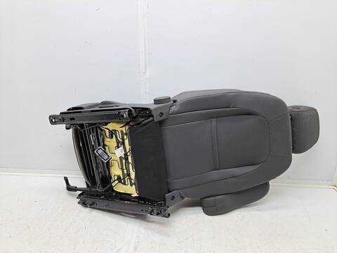 Foto 3ª: Asiento Delantero Izquierdo Opel Crossland DESIGN LINE 102CV 75KW [DV5RD OPT. YH01] (2019)