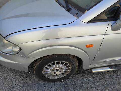 Aleta Delantera Izquierda Ssangyong Rodius D27DT