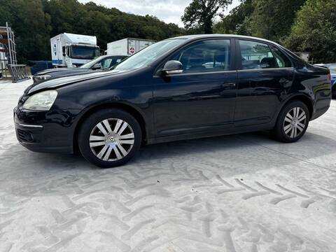 Transmision Delantera Izquierda Volkswagen Jetta ADVANCE 102CV 75KW