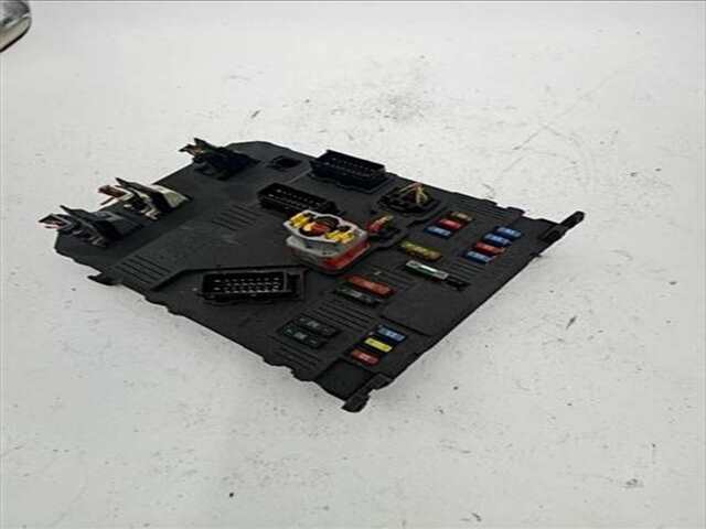 Foto 3ª: Centralita Confort BSI Citroen Xsara 1.6 HDI 110 FAP LX PLUS [1.6 LTR. - 80 KW 16V HDI FAP] [9HZ / DV6TED4]