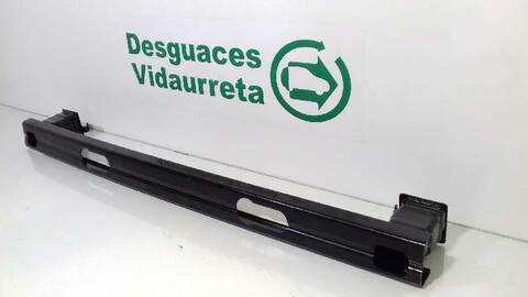 Foto 2ª: Refuerzo Paragolpes Trasero Mercedes Clase V 200 136CV 100KW (2014)