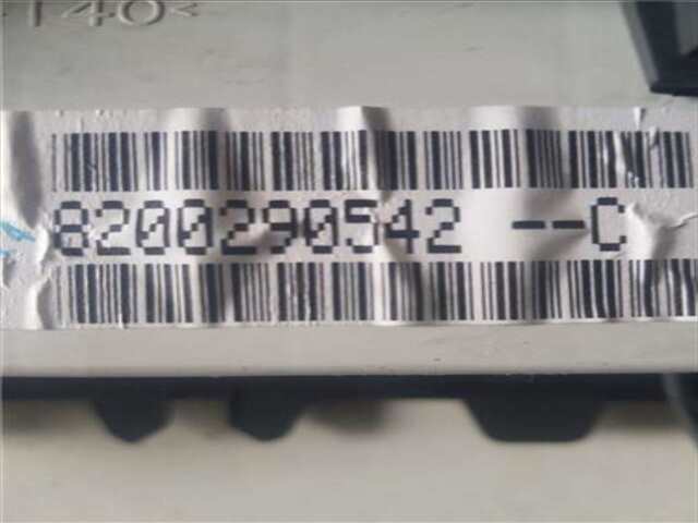 Foto 2ª: Pantalla Multifuncion Renault Megane 1.4 AUTHENTIQUE [1.4 LTR. - 72 KW 16V] II BERLINA 5P (10.2002-_) [K4J D7]