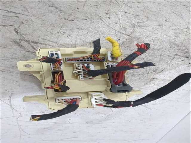 Foto 3ª: Caja Reles Fusibles Kia Ceed 1.6 CRDI 90 90CV [D4FB] (2006)