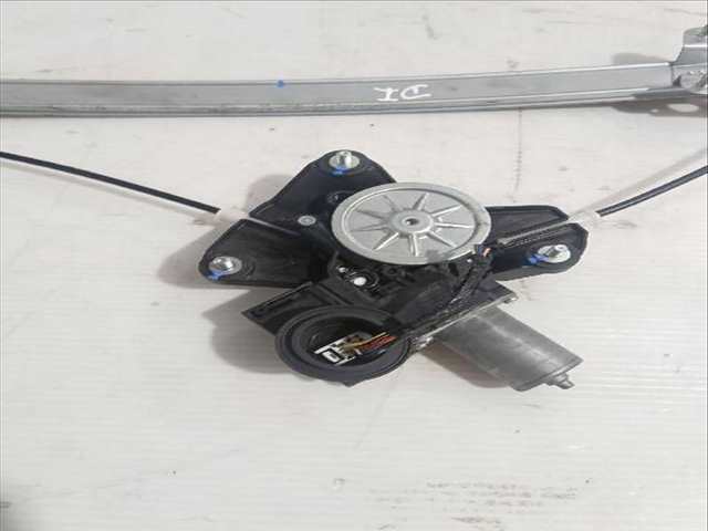 Foto 3ª: Elevalunas Eléctrico Delantero Izquierdo Toyota Yaris 1.5 HYBRID MXPH11) 92CV [M15A-FXE] (2020)