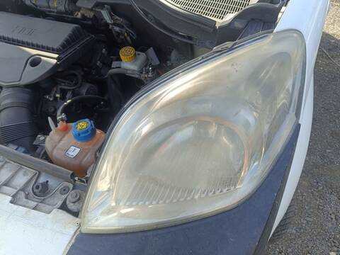 Faro Izquierdo Peugeot Bipper FHZ