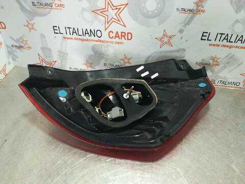 Foto 3ª: Piloto Trasero Izquierdo Ford Fiesta TREND 82CV 60KW [SNJB] (2013)