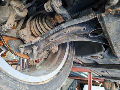 Brazo Suspension Delantero Derecho Audi Q3 35 TDI 150CV 110KW