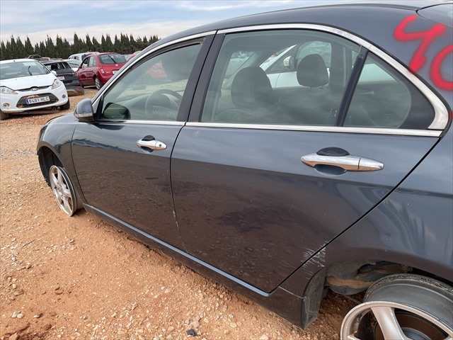 Foto 2ª: Puerta Trasera Izquierda Honda Accord 2.0 G 155cv [K20AG] (2003)