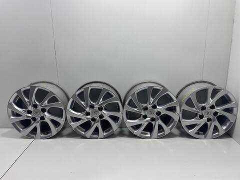 Juego LLantas Toyota Auris 2ZR