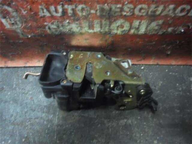 Foto 3ª: Cerradura Puerta Trasera Derecha Daewoo Kalos 1.4 SE [1.4 LTR. - 61 KW CAT] [F14S3]