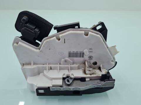 Foto 3ª: Cerradura Puerta Trasera Derecha Seat Leon I-TECH 105CV 77KW [CLH] (2014)