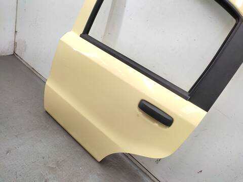 Foto 2ª: Puerta Trasera Izquierda Fiat Panda 1.2 169.AXB11 169.AXB1A) 60CV 44KW [188A4000] (2009)