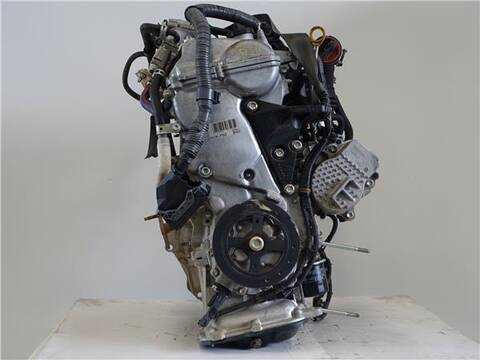 Foto 4ª: Motor Completo Toyota Yaris 1.5 NCP93) 109CV 80KW [1NZ-FE] (2014)