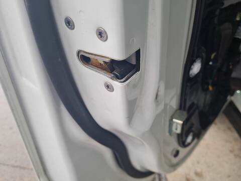 Cerradura Puerta Delantera Izquierda Jeep Renegade LONGITUDE 4WD 120CV 88KW