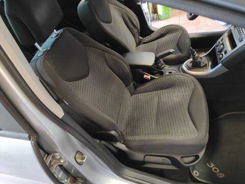 Asiento Delantero Derecho Peugeot 308 RHR