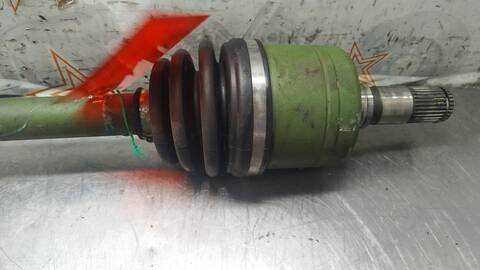 Foto 4ª: Transmision Delantera Izquierda Kia Carnival TD LS 126CV 93KW [J3] (2000)