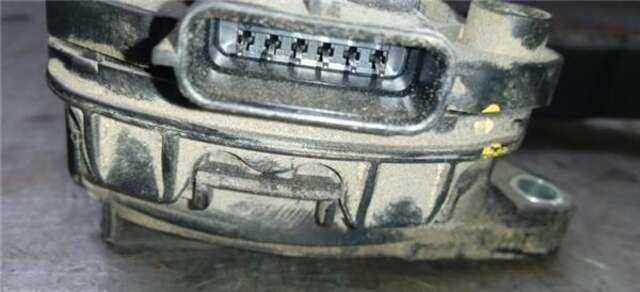 Foto 3ª: Pedal Acelerador Renault Master 2.3 L1H1 3.0T [2.3 LTR. - 92 KW DCI DIESEL CAT] [M9TB870]