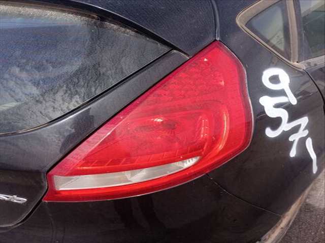 Foto 2ª: Piloto Trasero Derecho Ford Fiesta TITANIUM 68CV 50KW [F6JD] (2009)