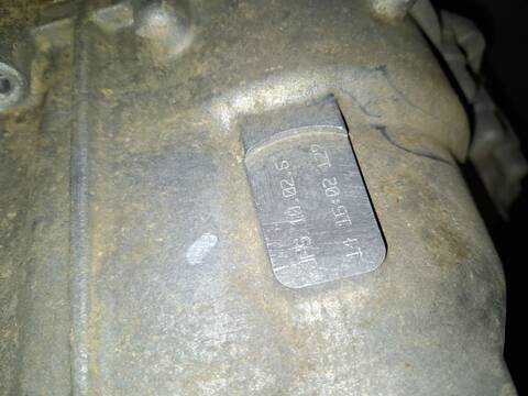 Foto 2ª: Caja Cambios Volkswagen Transporter D T5 TRANSPORTER FURGON COMBI 7H) AXD (2006)