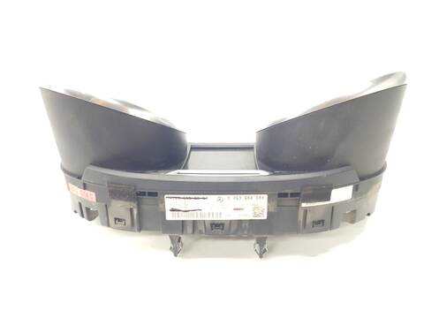 Foto 3ª: Cuadro de Instrumentos Mercedes Clase ML 250 2.1 CDI 204CV 150KW AUT. 166.004) W166) OM651 [651960] (2011)