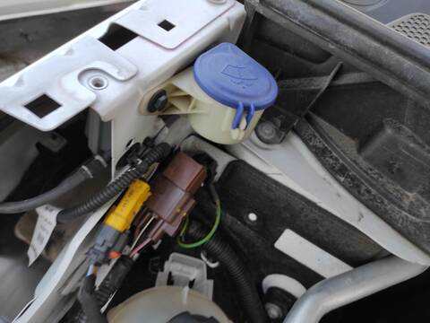 Deposito Limpiaparabrisas Opel Grandland 5G06