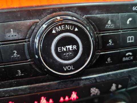 Foto 2ª: Sistema Audio Radio CD Nissan Qashqai ACENTA 150CV 110KW [M9R] (2007)