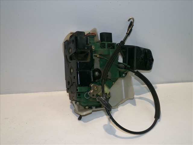 Cerradura Puerta Delantera Derecha Volkswagen Passat 1.9 TDI 2000-2005