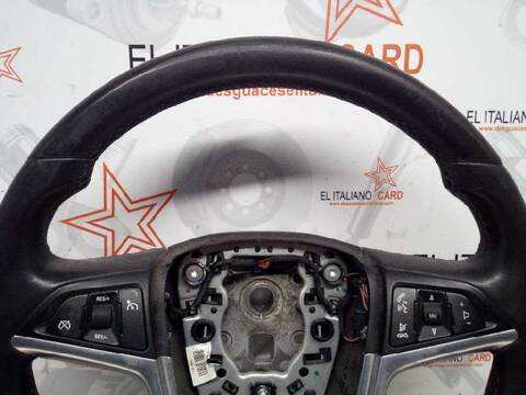 Foto 4ª: Volante Opel Insignia COSMO BERLINA 131CV 96KW [A20DTH] (2010)