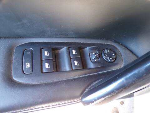 Botonera Elevalunas Peugeot 308 BH01