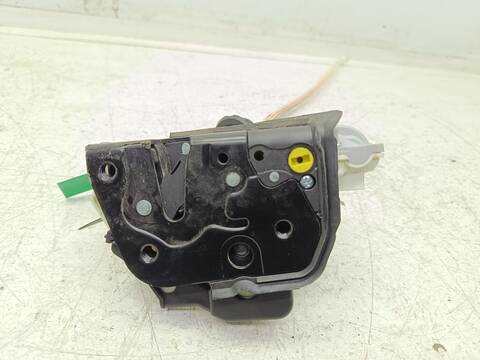 Foto 3ª: Cerradura Puerta Delantera Derecha Audi A3 1.9 TDI AMBIENTE 105CV 77KW [BLS] (2009)