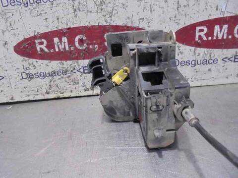 Foto 2ª: Cerradura Puerta Delantera Izquierda Renault Megane 1.4 16V EXPRESSION 95CV 70KW I FASE 2 CLASSIC LA..) [K4J C7] (2000)