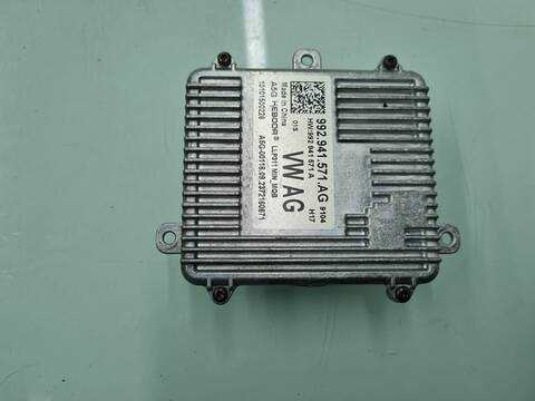 Foto 3ª: Centralita Faros Xenon Seat Ateca STYLE GO 150CV 110KW [DTTC] (2024)