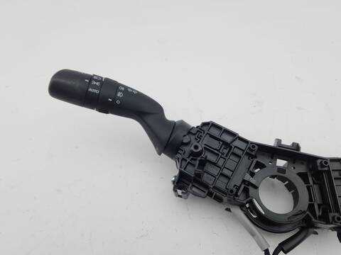 Foto 2ª: Mando Multifuncion Toyota Yaris MXPJ1) 1.5 HYBRID 92CV [M15A] (2024)