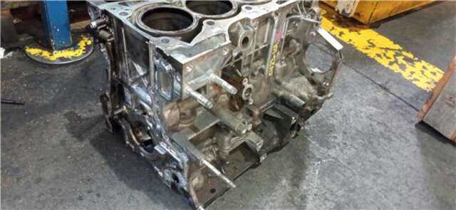 Foto 3ª: Bloque Motor Toyota Auris 2.0 ADVANCE [2.0 LTR. - 93 KW D-4D CAT] [1ADFTV]