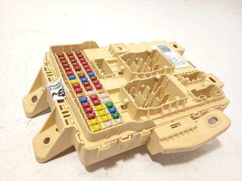 Caja Reles Fusibles Kia Sportage 1.6 T-GDI 150CV 110KW