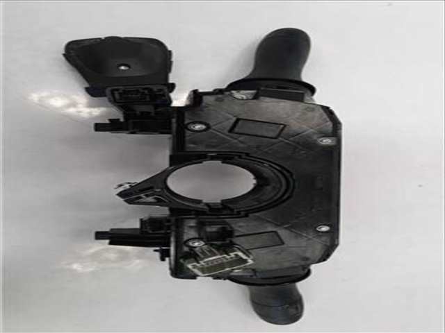 Foto 3ª: Mando Multifuncion Dacia Sandero 1.0 TCE 90 91CV 67KW [H4D 470] (2024)