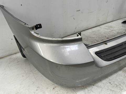 Foto 2ª: Paragolpes Trasero Kia Carnival 2.9 CRDI LX 144CV 106KW [J3] (2004)