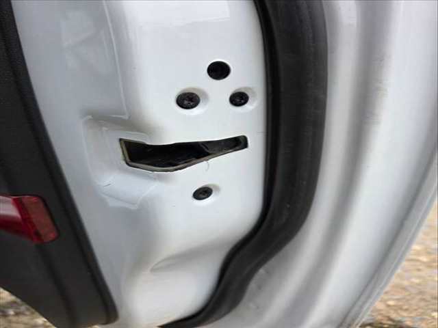 Cerradura Puerta Delantera Derecha Ford Fiesta XUJB