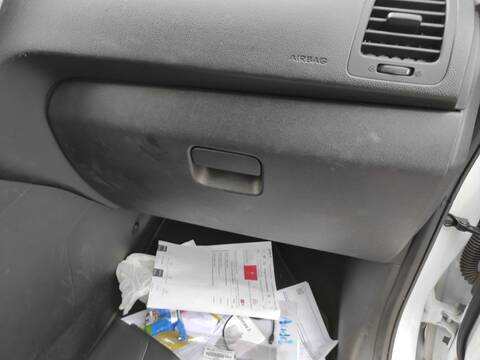 Guantera Kia Venga G4FA