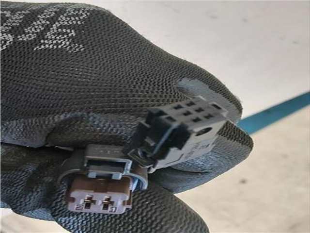 Foto 3ª: Retrovisor Derecho Peugeot 308 1.6 HDI 90CV 66KW [D-9HX] (2008)