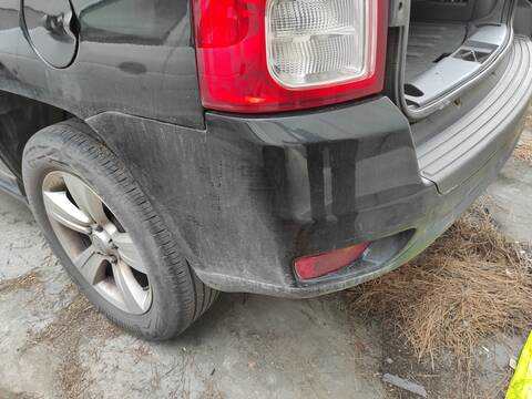 Foto 3ª: Paragolpes Trasero Jeep Compass ENE (2012)